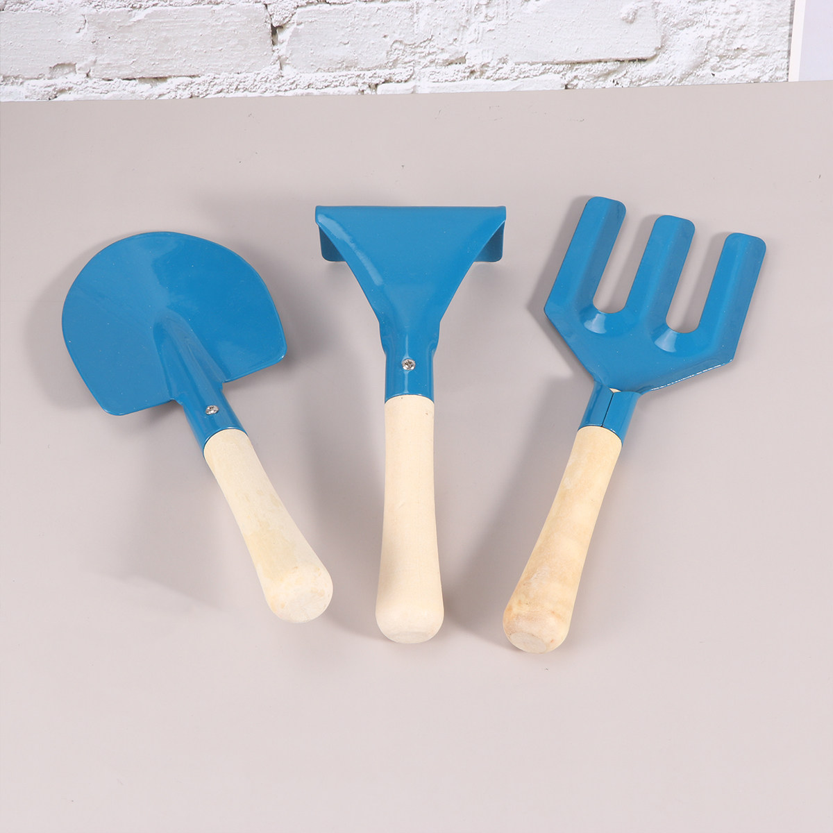 Kids Outdoor Garden Set - 3Pcs Premium Kids Gardening Tools Set